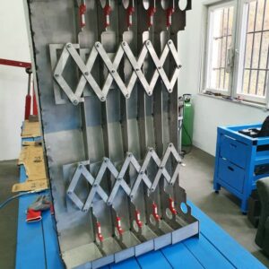 Изработка на нова защита за обработващ център VMC 850E 3 Изработка на нова защита за обработващ център VMC 850E 3