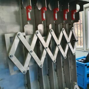 Изработка на нова защита за обработващ център VMC 850E 4 Изработка на нова защита за обработващ център VMC 850E 4