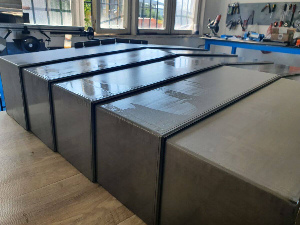 Изработка на телескопичнa защитa за обработващ център