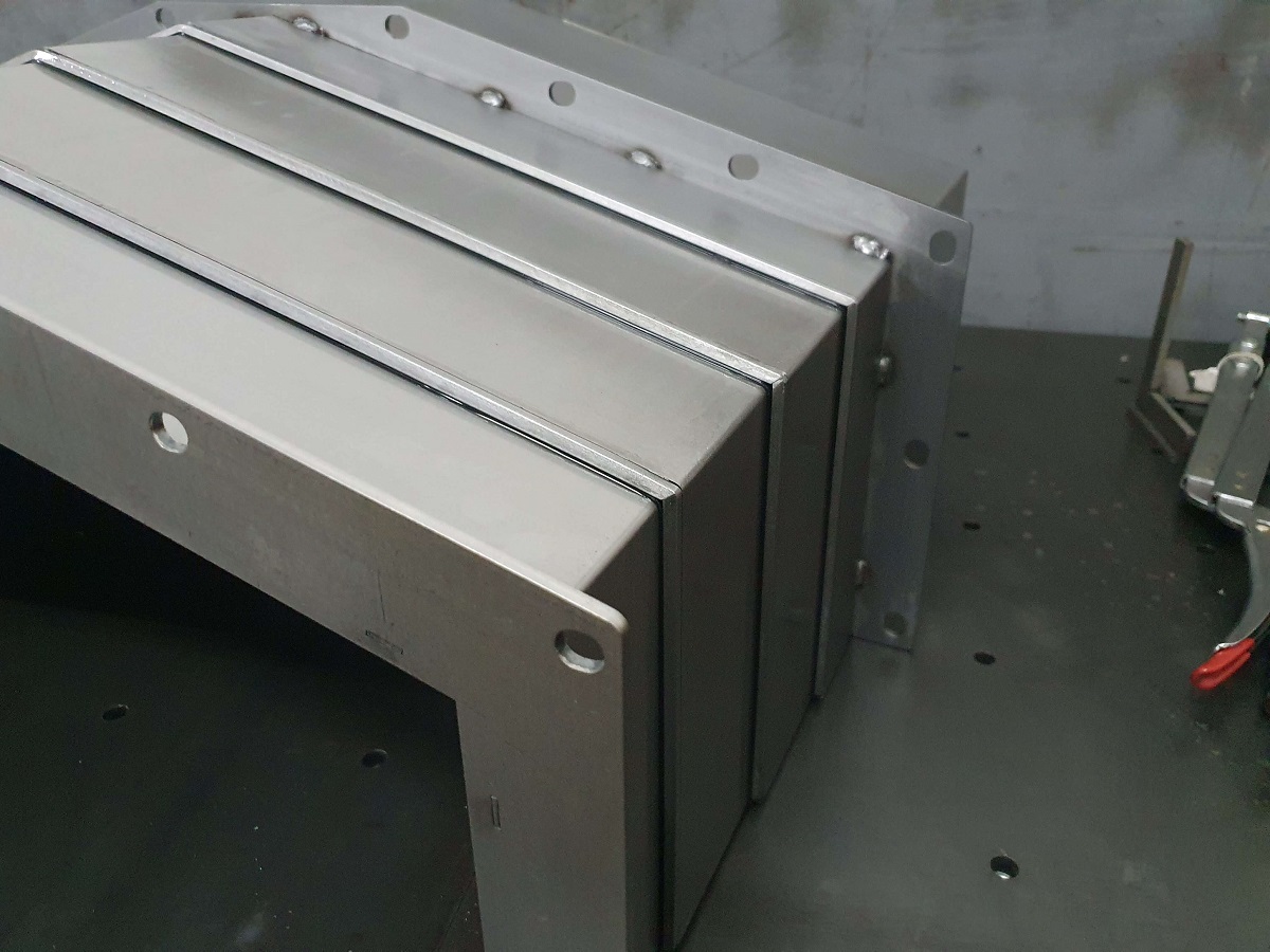 Изработка на нова защита за Mazak HCN 4000 - 4